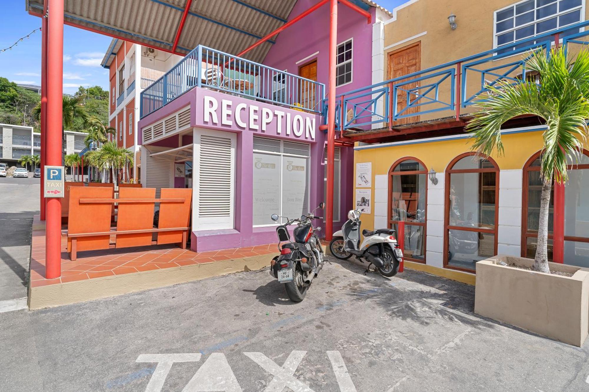 The Ritz Village (Adults Only) Willemstad Exterior foto